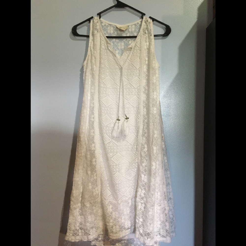 White beach dress